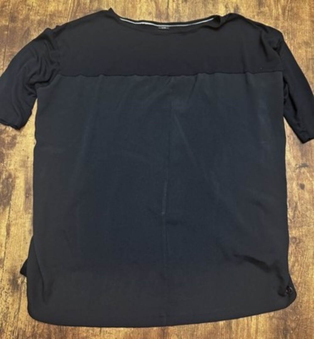 Women’s Olsen Europe Mixed Media Black Short Sleeve Top Large